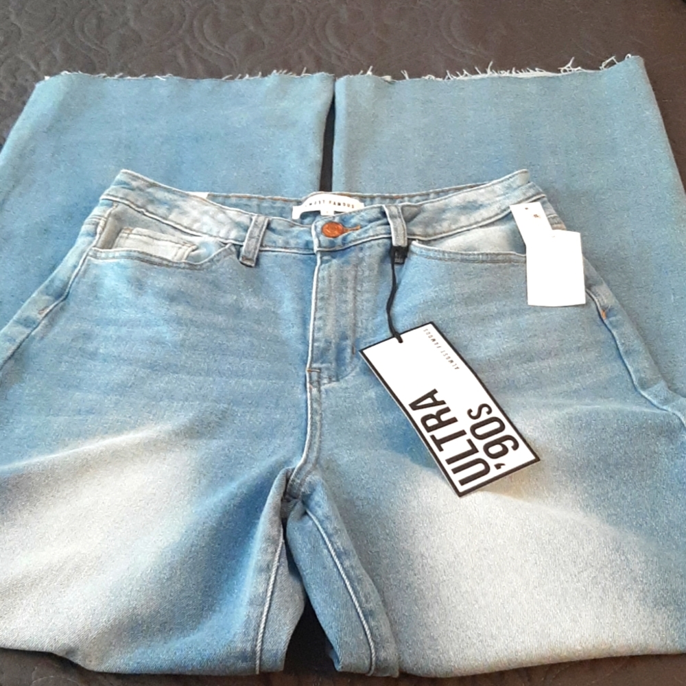 Almost Famous Medium Wash Jeans Size 7